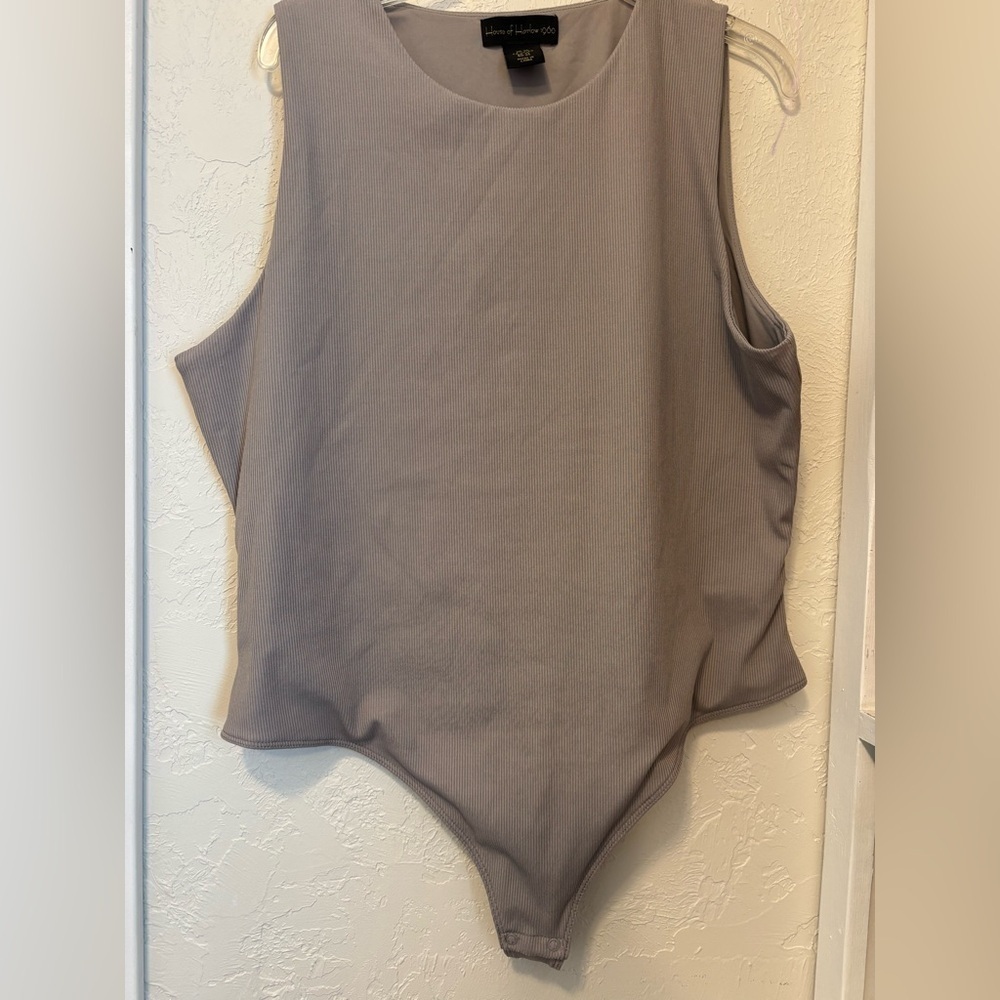 House of Harlow 1960 Taupe Bodysuit
